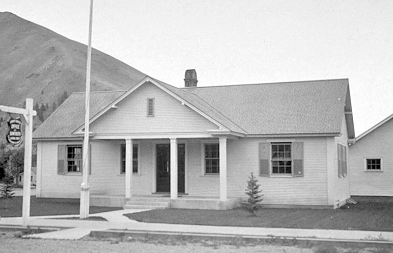 5.-Hailey-ranger-station-US-Forest-Service-photo.