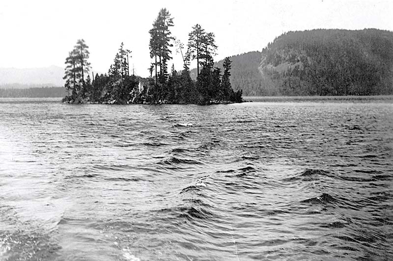 TwinIslandPriestLakec1920_WaterArchives