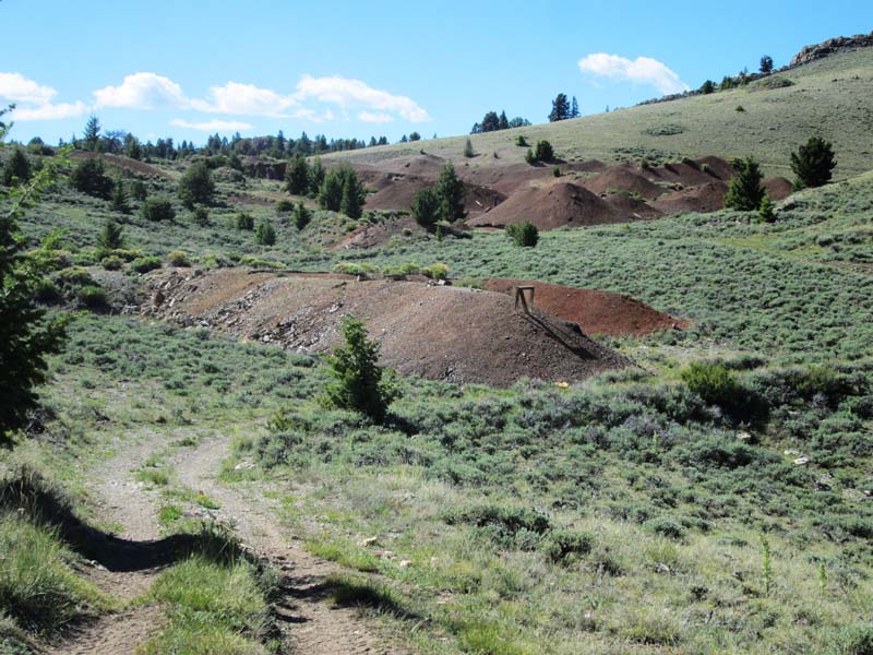 16.-Viola-Mine-some-of-the-large-remaining-mine-dumps.