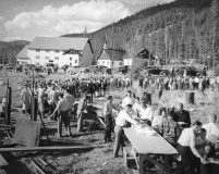Stibnite Picnic c. 1945
Recreation Hall and School in background