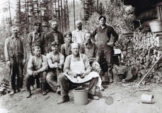 muscovite-mica-mine-before-1910-001