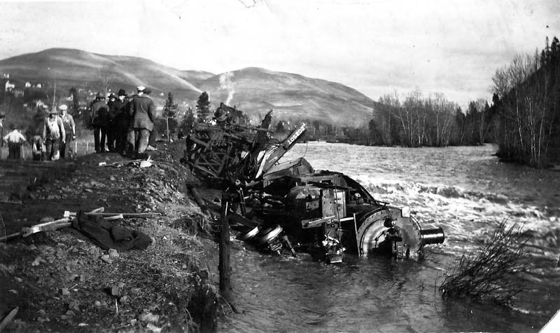 1915 (?) Juliaetta train wreck